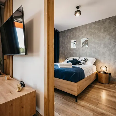 Krakowska 24 Z Ogrodkiem アパート