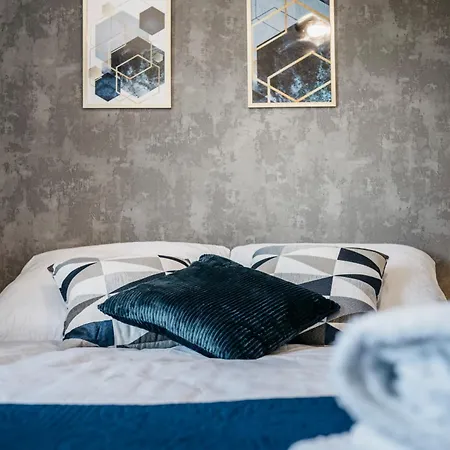 Krakowska 24 Z Ogrodkiem Apartament