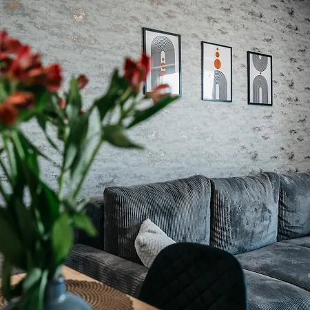 Lägenhet Krakowska 24 Z Ogrodkiem Ostrów Wielkopolski